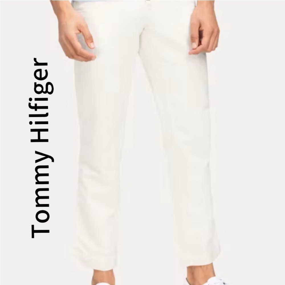 Tommy Hilfiger White Chinos Relaxed Fit with Excellent conditions28/30